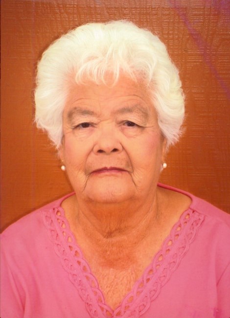 Obituary of Maria Viveros Mora