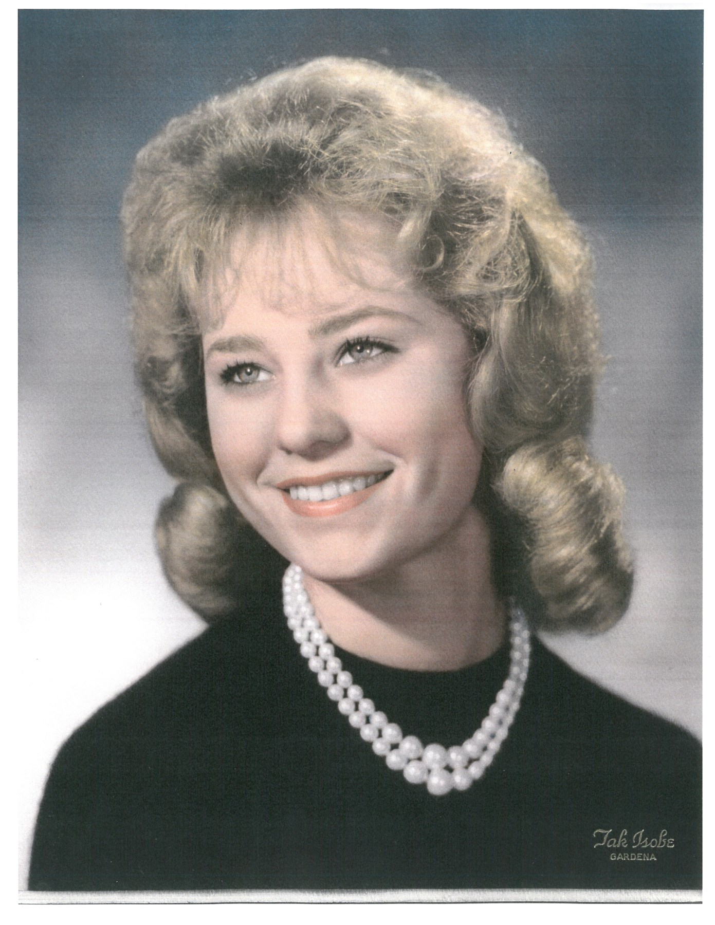 Obituary of Vicki L. Olivia