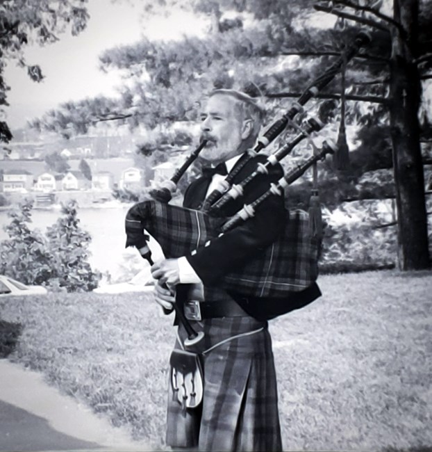 Avis de décès de Charles W. Robertson