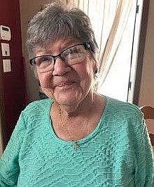 Obituario de Edna Georgina Dewitt