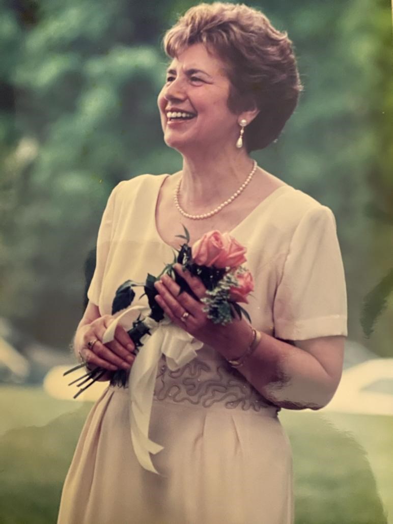 Obituary of Edith Pia Roth