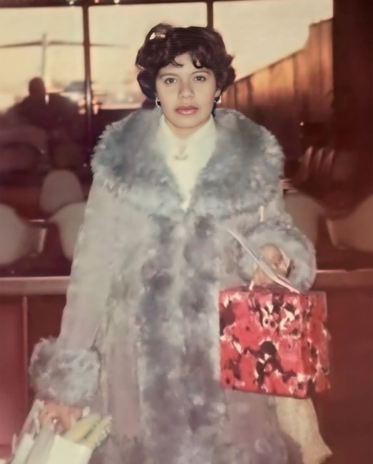 Obituary of Dolores Montes-Villalobos