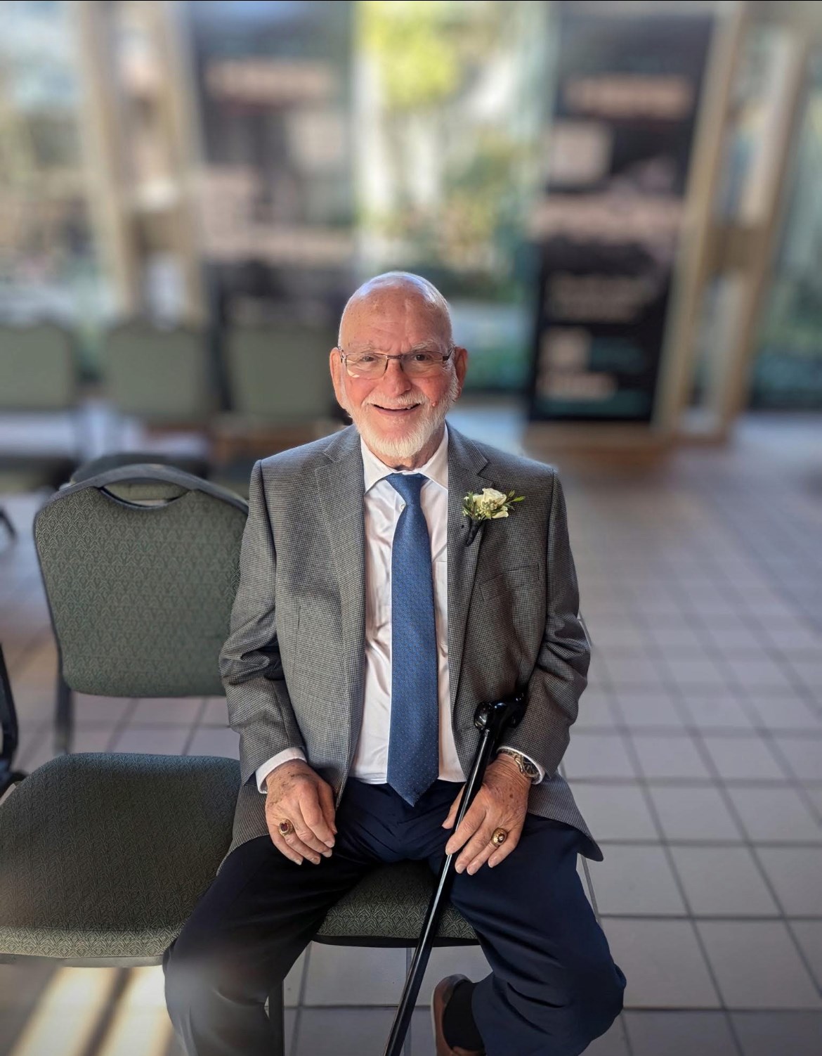 Obituary of Howard Edward Kracht