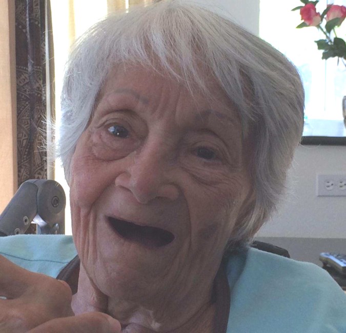 Obituary of Genoveva G. Vazquez