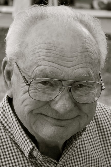 Obituary of Jesse Earl Lloyd