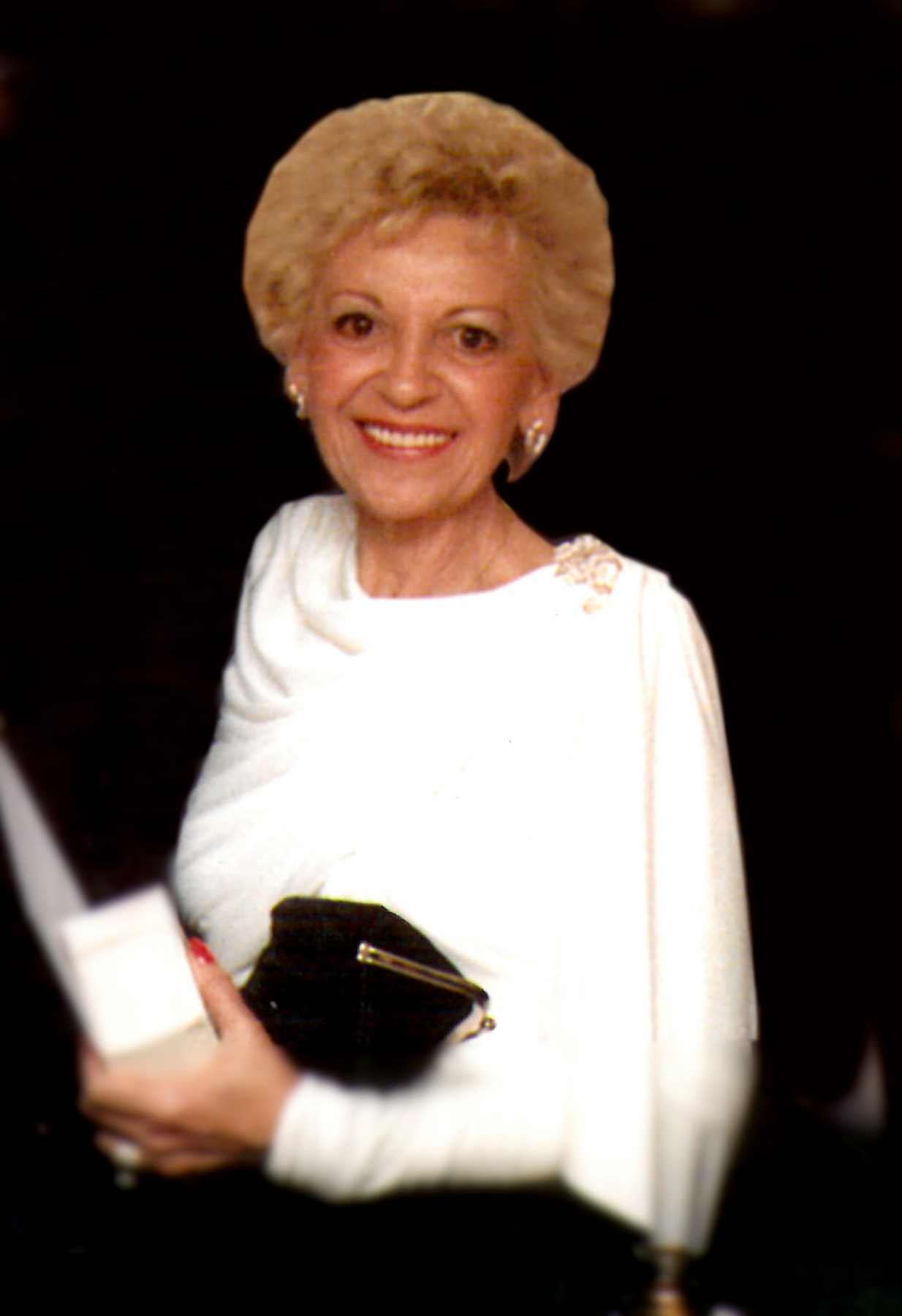 Obituary of Theresa Helen Rhoades