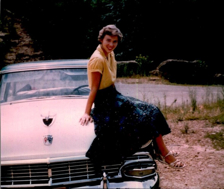 Obituary of Yvonne U Christenson