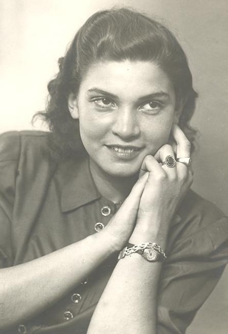 Obituary of Erika Meda Krippendorf Moore