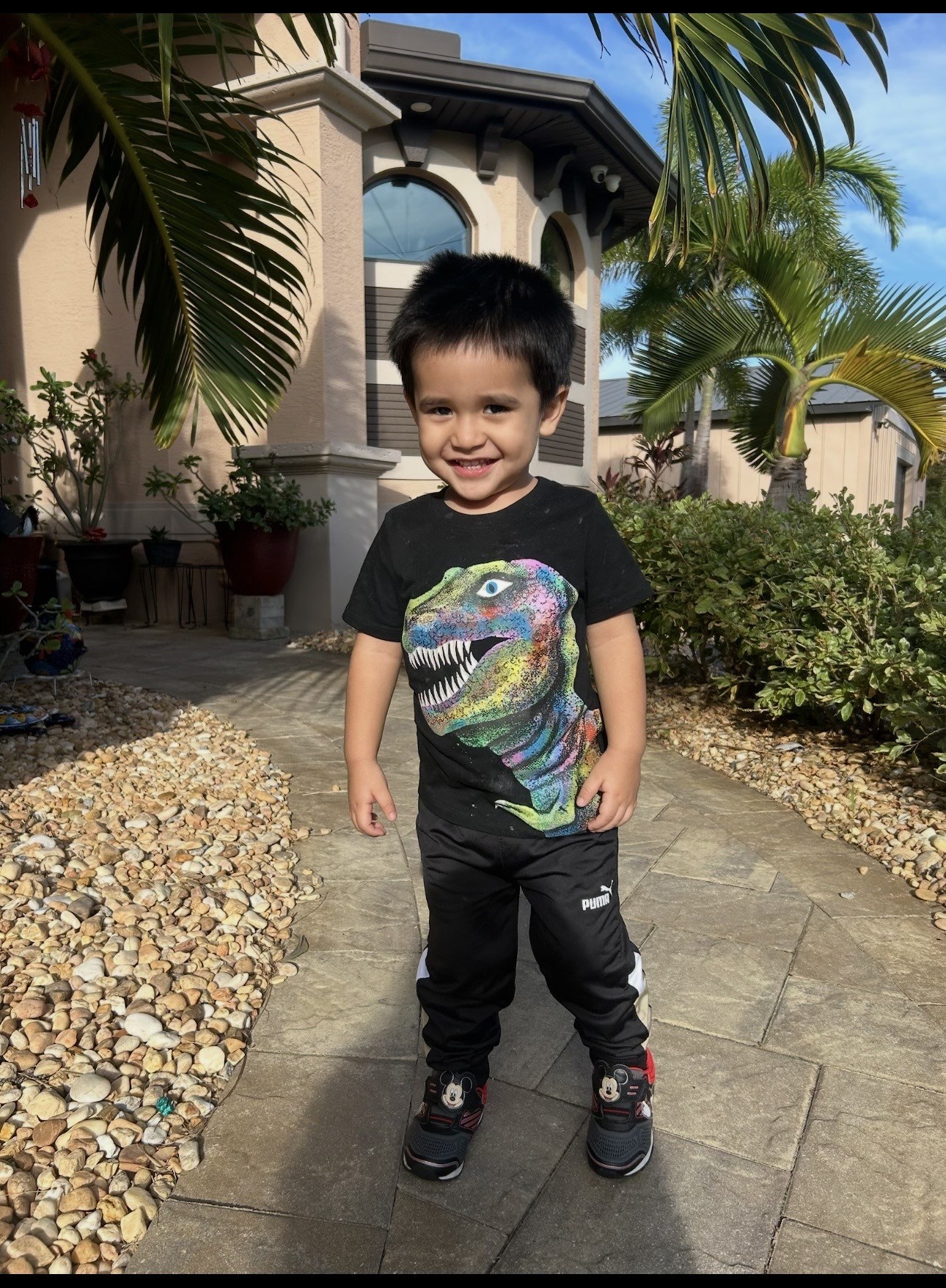 Obituary of Manuel Flores