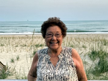 Obituary of Loretta "Mary" Marie Lawson