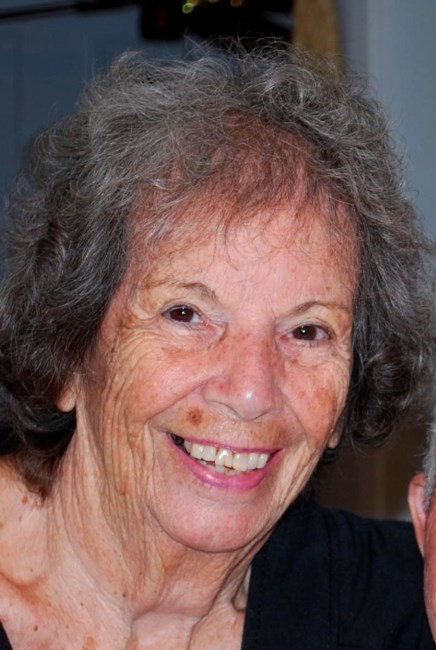 Avis de décès de Charlene Kuhlwein