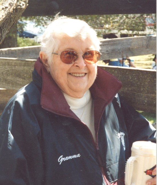 Obituario de Irene Thompson Brown