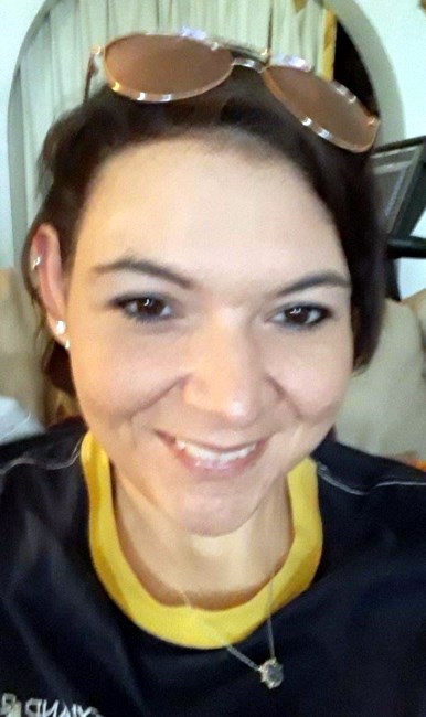 Obituary of Leslie Theresa Vial