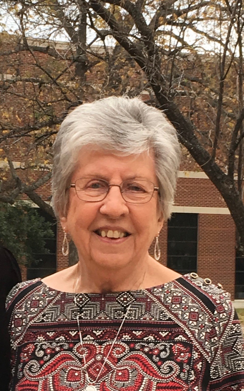 Obituary of Dorothy Nell Traugott