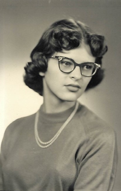 Obituario de Marilyn Joyce Russell
