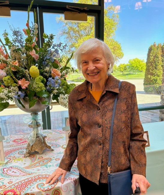 Obituary of Helen Marie Barrett