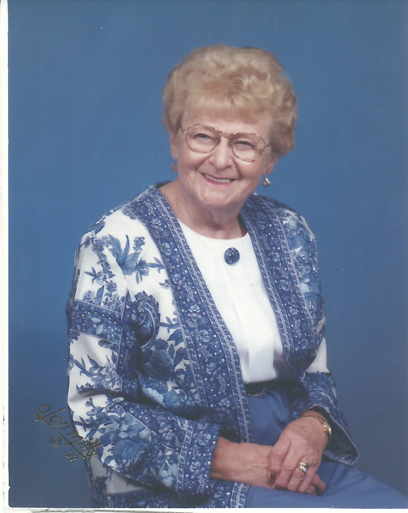 Obituary of Wilga June Wallace