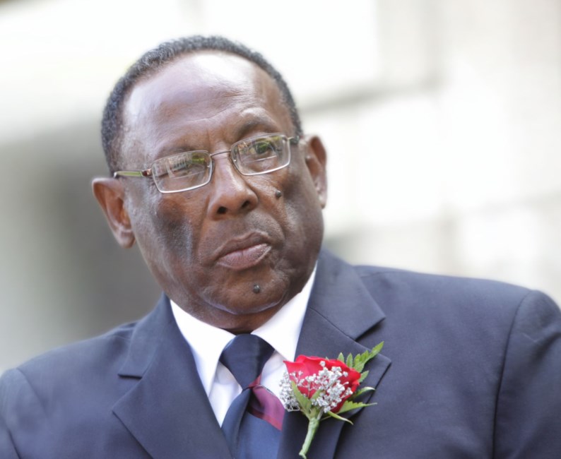 Obituario de Lorenzo Arthur Smith