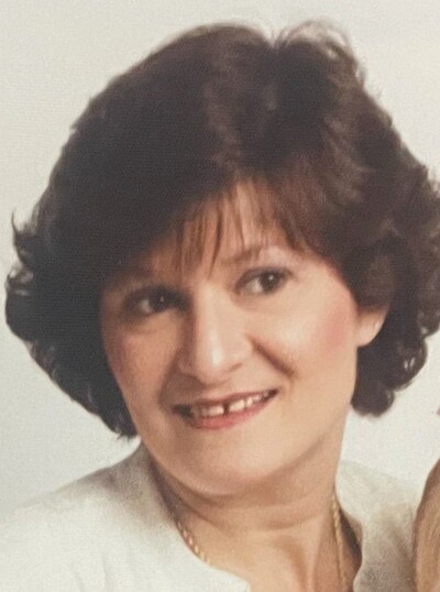 Obituary of Esther Elizabeth Berry