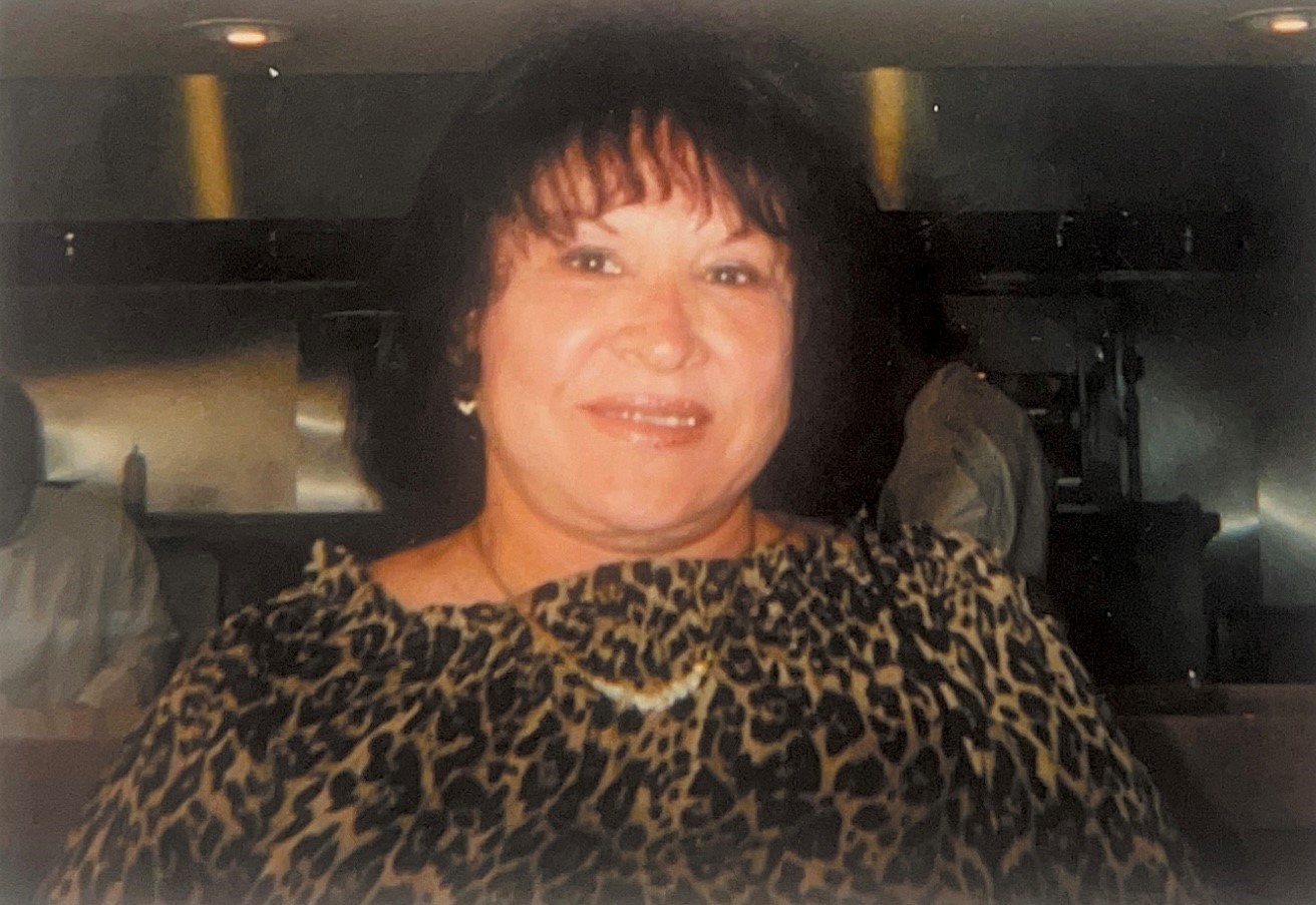 Obituary of Gloria Torres