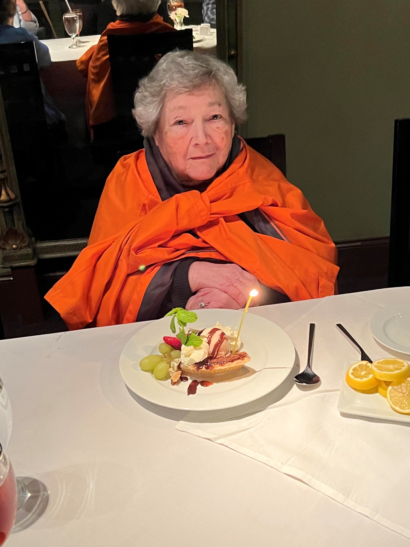 Obituario de Frances Cecilia Hutchinson Sharpe