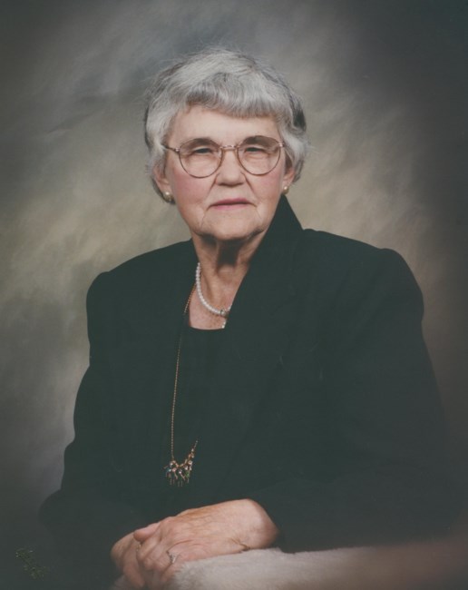 Obituary of Vivian A Hill