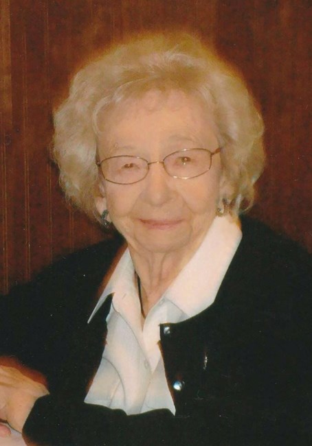 Obituario de Mary M Cox