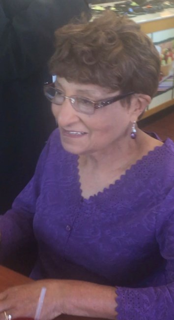 Obituary of Dorothy M Woods