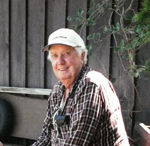 Obituario de Raymond Edward Ekstrom