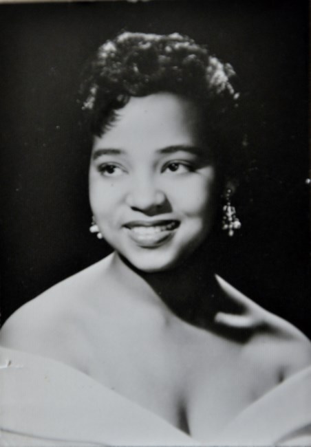 Obituary of Lucille Elizabeth Willis