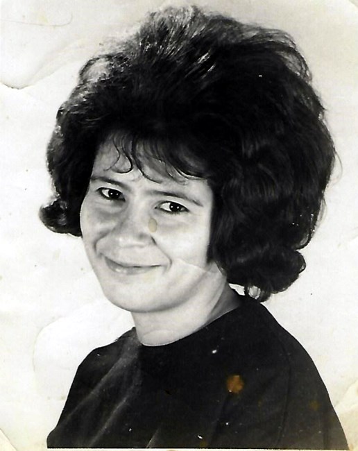 Obituary of Esther Gonzalez