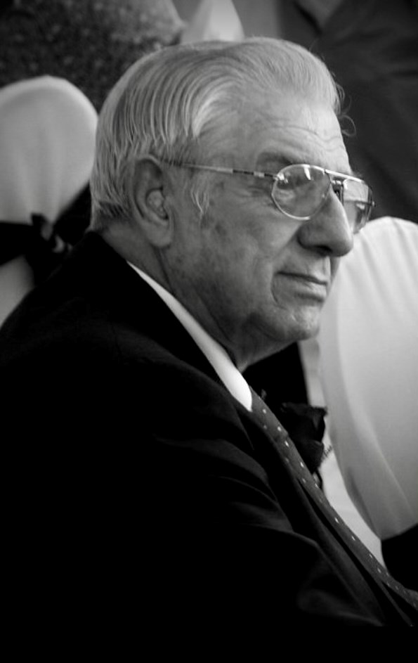 Obituary of Roy Dunn