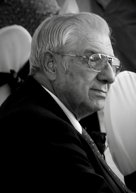 Obituary of Roy Dunn