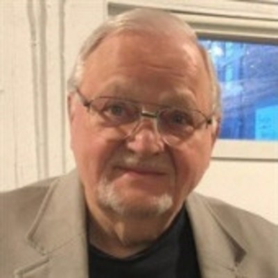 Obituary of Michael Teall Bennett