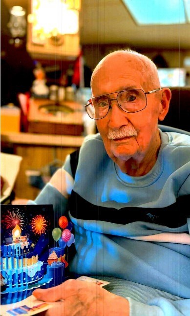 Obituary of Robert Edgar Smith
