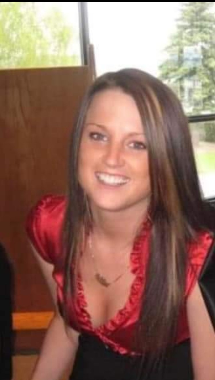 Obituary of Ashlee Alice MacDonald