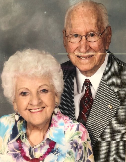 Obituario de William (Bill) and his beloved wife, Trudy Lawyer