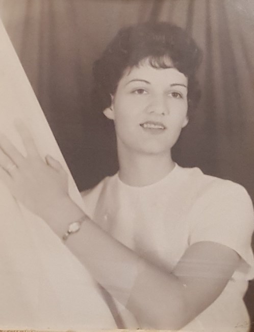 Obituary of Annie Salser