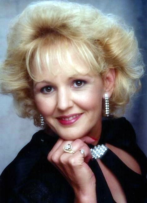 Obituario de Carolyn Lorena Baldwin