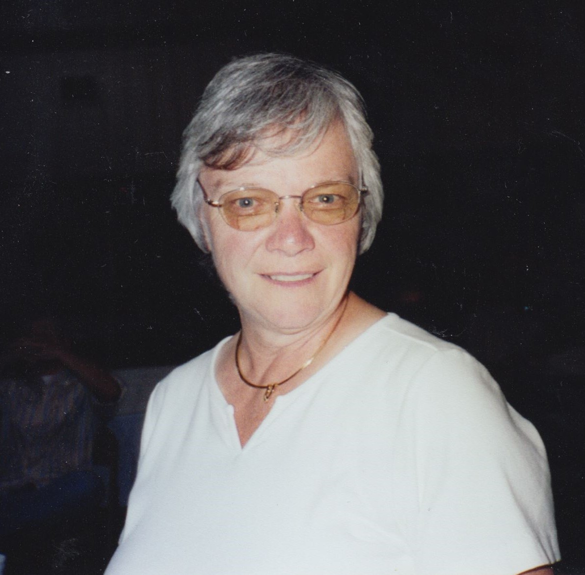 Obituario de Caroline Louise Moore