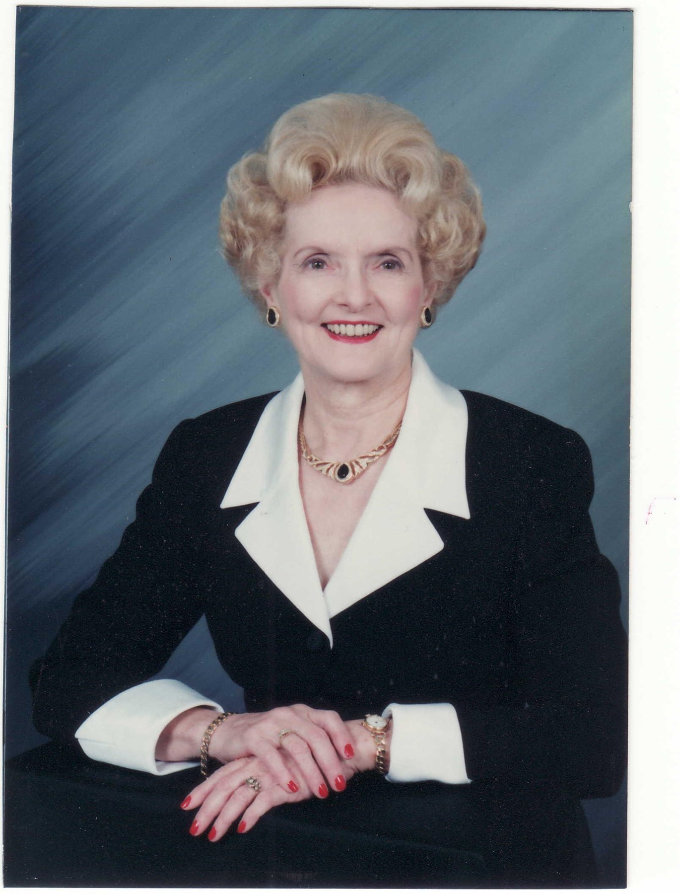 Obituary of Marjorie E. Matthews