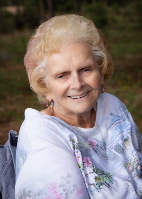 Obituary of Patricia "Pat" Darlene Hannaford