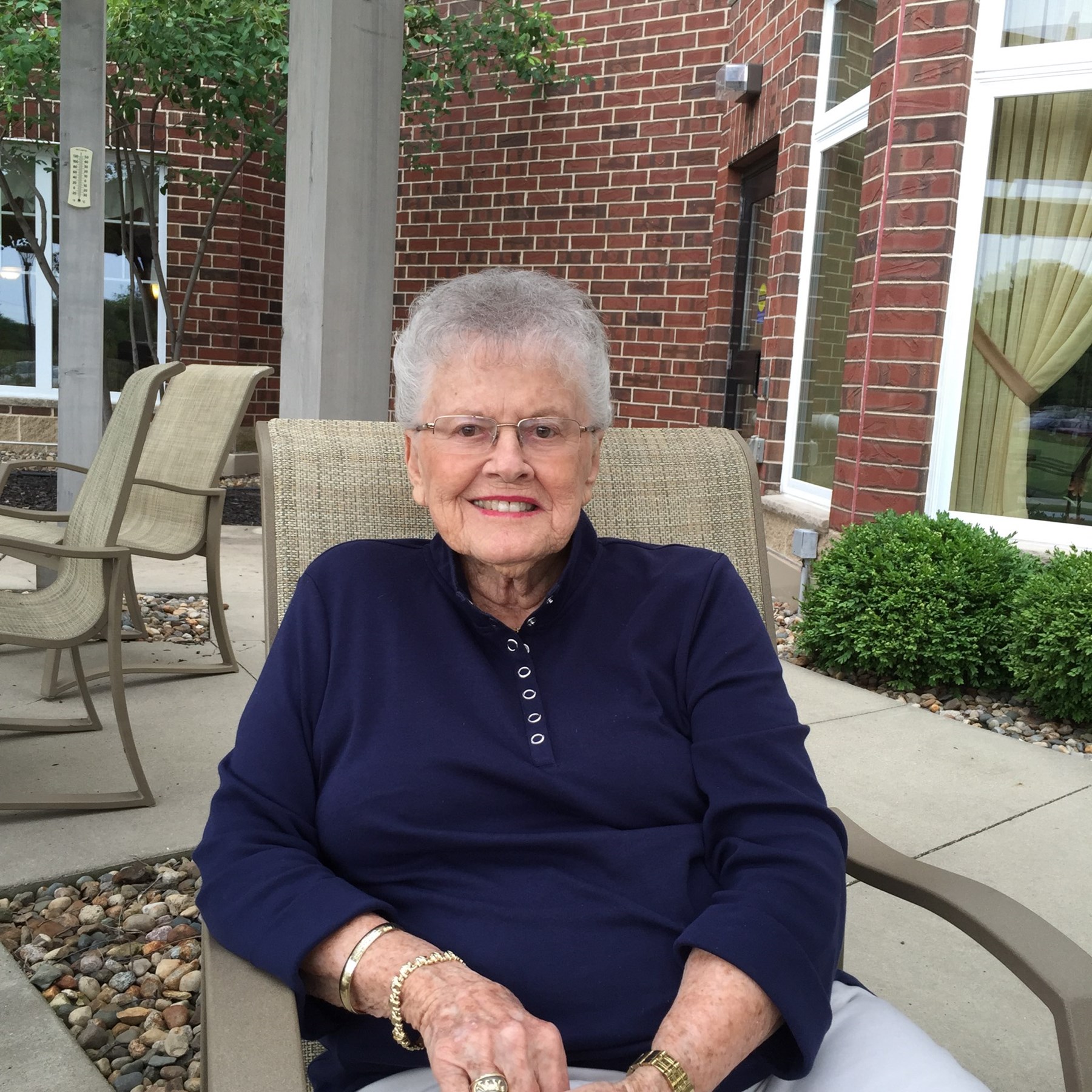 Obituary of Helen Elizabeth Alexander