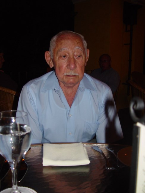 Obituario de Tomas Martinez