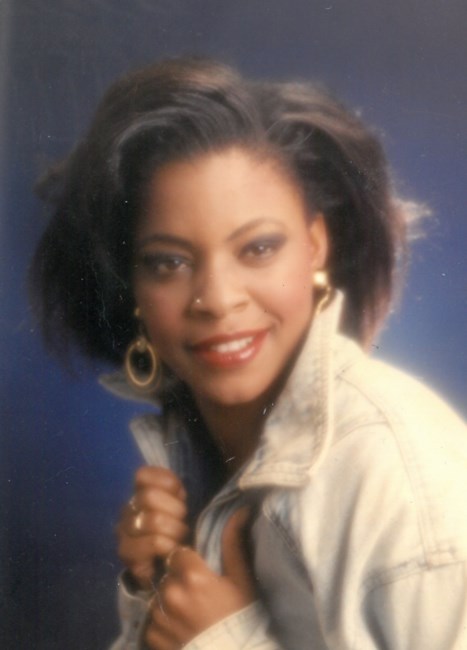 Obituary of Deninya Michelle Holt