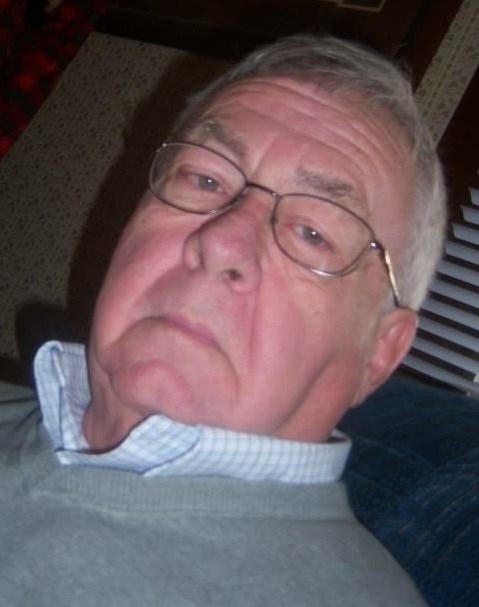 Obituary of Robert E. "Bob" Rhoades