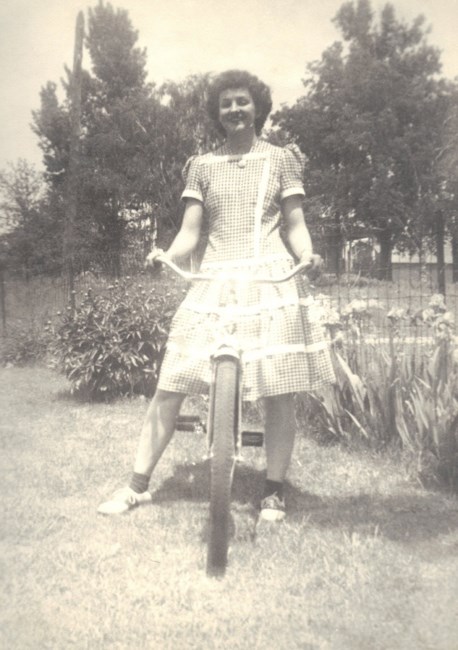 Obituary of Elaine D Meyer