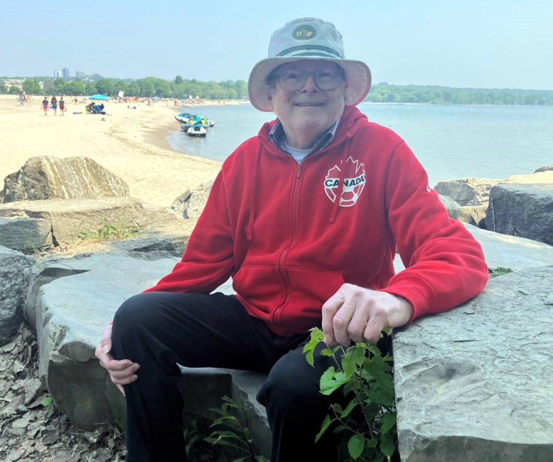 Obituary of Kenneth Harold Mitchell