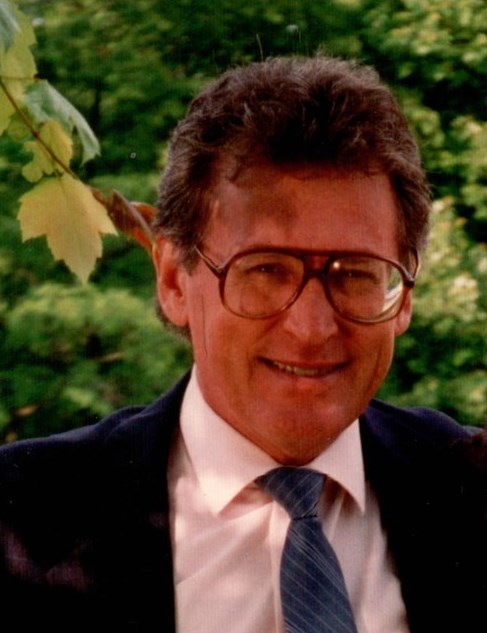 Obituary of Howard Hampton Hinegardner