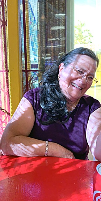 Obituary of Yolanda Natividad Maldonado